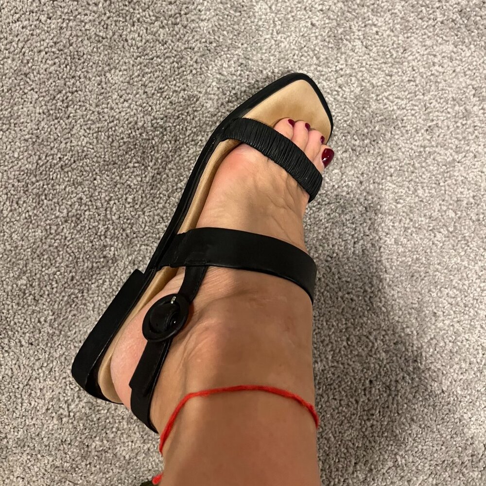 Escudero & Co Black leather sandals Size 8.5 US / 39 EU